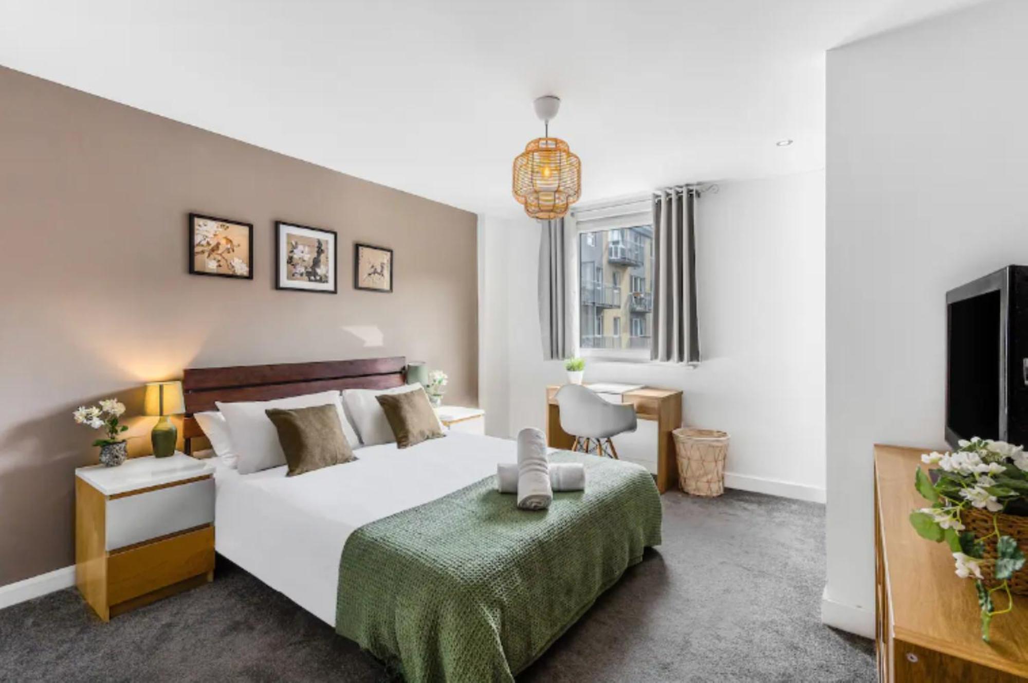 Oriental Suite 2 Bed 2 Bath Netflix And Free Parking, Games- Maihom Бирмингем Экстерьер фото